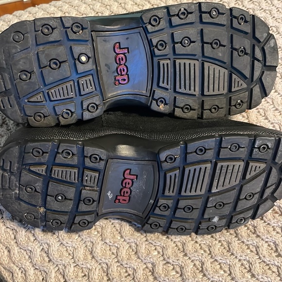 Vintage Jeep Shoes - Picture 3 of 5